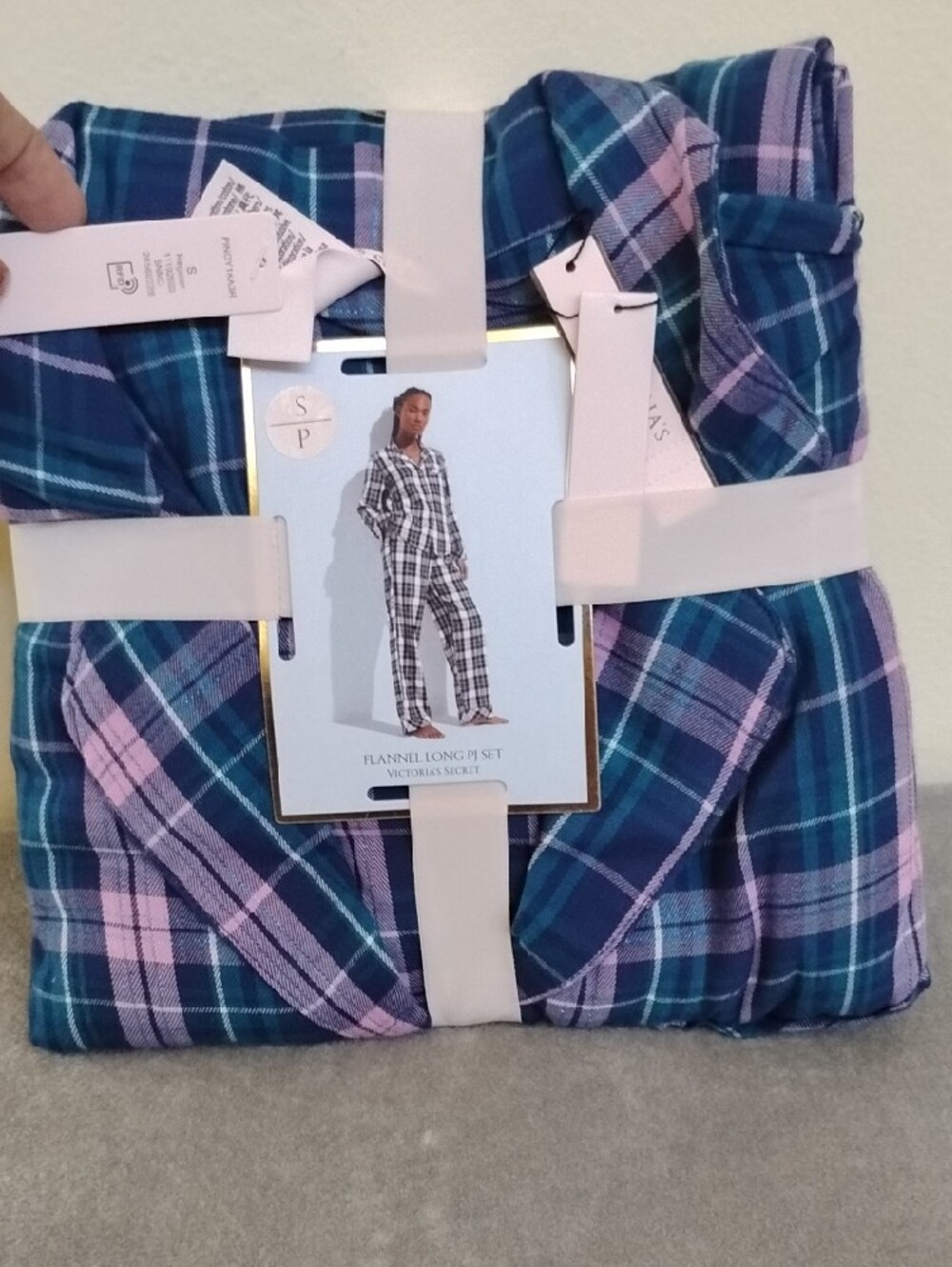 NWT Victoria's Secret Blue & Lavender Plaid Pajama Set - Picture 9 of 9